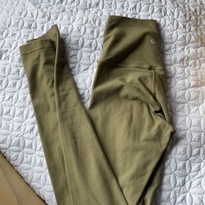 Lululemon leggings